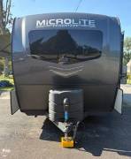 2022 Forest River Flagstaff Micro Lite 25FBLS, $ 24,995