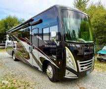 2022 Thor Motor Coach Miramar 35.2, $ 119,900