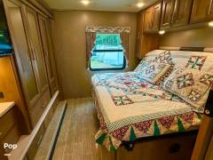 2022 Thor Motor Coach Miramar 35.2, $ 119,900