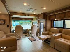 2022 Thor Motor Coach Miramar 35.2, $ 119,900