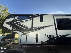 2023 Grand Design Momentum 410TH, $ 88,900