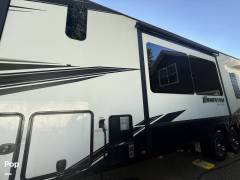 2023 Grand Design Momentum 410TH, $ 88,900