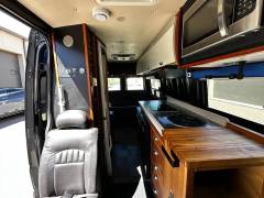 2009 Winnebago Era 170RL, $ 54,500