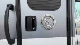 2021 Tiffin Wayfarer 25RW, $ 127,000