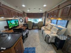2012 Winnebago Adventurer 37F, $ 47,900