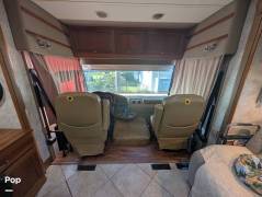 2012 Winnebago Adventurer 37F, $ 47,900