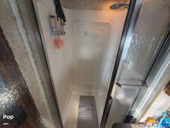 2012 Winnebago Adventurer 37F, $ 47,900