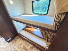 2017 Coachmen Mirada 35BH, $ 52,300