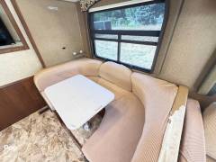 2017 Coachmen Mirada 35BH, $ 52,300