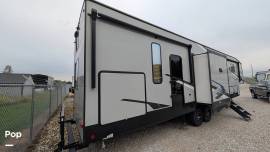 2023 Cherokee Arctic Wolf 3770SUITE, $ 51,300