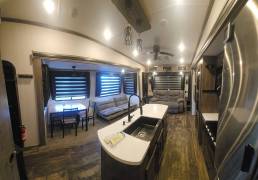2021 Forest River Sabre 36BHQ, $ 44,200