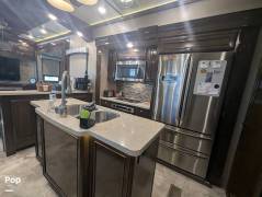 2018 Keystone Redwood 3991RD, $ 49,900