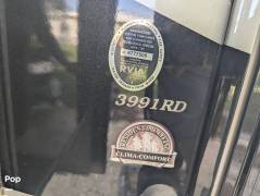 2018 Keystone Redwood 3991RD, $ 49,900