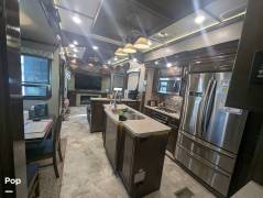 2018 Keystone Redwood 3991RD, $ 49,900