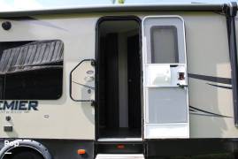 2018 Keystone Bullet Premier 29RKPR, $ 23,500