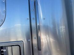 2014 Airstream Flying Cloud 19, $ 42,900
