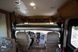 2018 Winnebago Sunstar LX 27N, $ 69,250