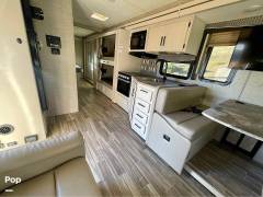 2022 Thor Motor Coach A.C.E. 32.3, $ 106,000