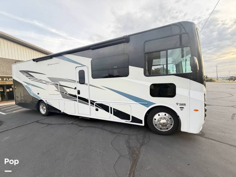 2024 Thor Motor Coach Windsport 34J, $ 137,000