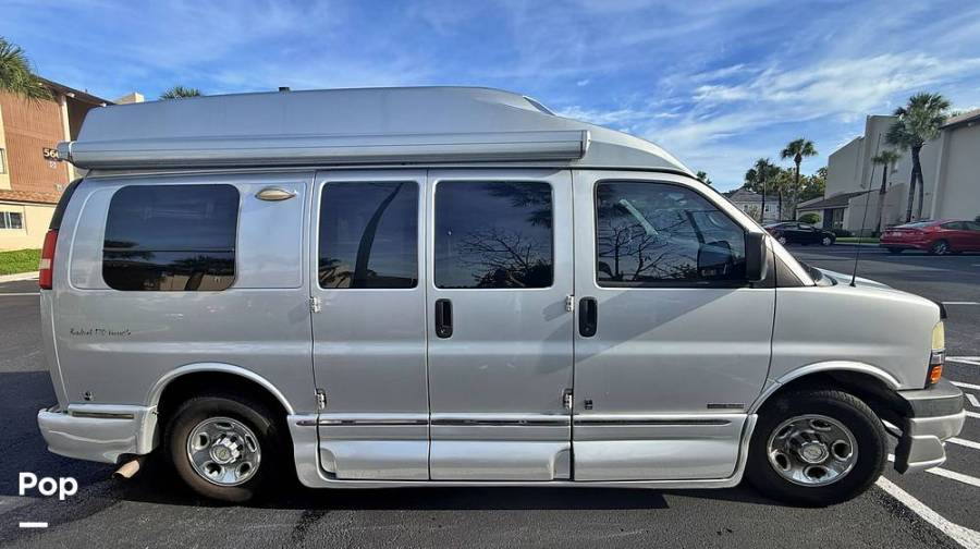 2014 Roadtrek Versatile 170, $ 42,000