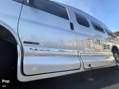 2014 Roadtrek Versatile 170, $ 42,000