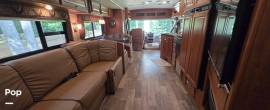 2018 Winnebago Sunstar LX 35F, $ 77,000