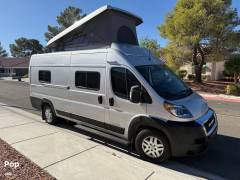2022 Winnebago Solis 59PX, $ 82,800