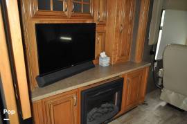 2017 Thor Motor Coach Challenger 37KT, $ 91,200