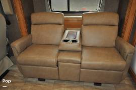 2017 Thor Motor Coach Challenger 37KT, $ 91,200