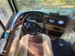 2015 Fleetwood Discovery 40G, $ 100,000