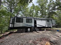 2022 Cherokee Arctic Wolf 3880SUITE, $ 44,450