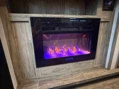 2022 Cherokee Arctic Wolf 3880SUITE, $ 44,450