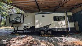 2019 Coachmen Chaparral 285RLS, $ 27,000