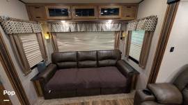 2019 Coachmen Chaparral 285RLS, $ 27,000