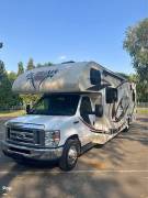 2019 Thor Motor Coach Outlaw 29J, $ 71,200