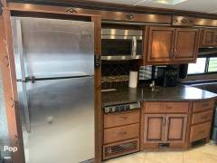 2014 Fleetwood Expedition 40X, $ 117,000
