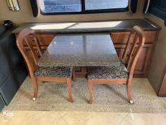 2014 Fleetwood Expedition 40X, $ 117,000