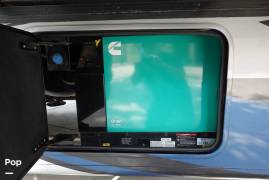 2021 Thor Motor Coach Magnitude XG32, $ 152,000