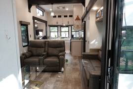 2025 Forest River Puma 403LFT, $ 53,900
