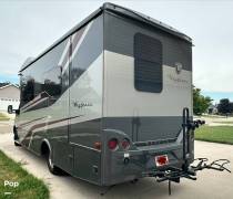 2020 Tiffin Wayfarer 25RW, $ 92,500