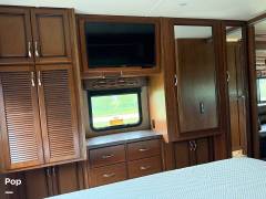 2017 Fleetwood Bounder 33C, $ 72,300