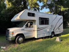 2019 Thor Motor Coach Majestic 23A, $ 23,000