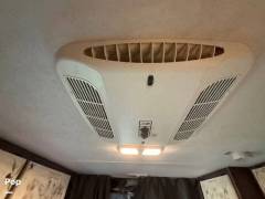 2019 Thor Motor Coach Majestic 23A, $ 23,000