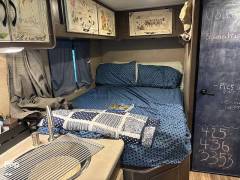 2019 Thor Motor Coach Majestic 23A, $ 23,000