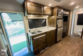2022 Tiffin Wayfarer 25RW, $ 112,000