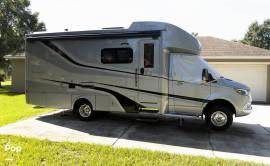 2022 Tiffin Wayfarer 25RW, $ 112,000