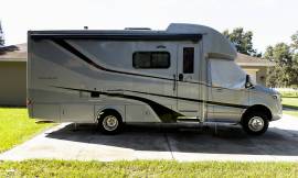 2022 Tiffin Wayfarer 25RW, $ 112,000