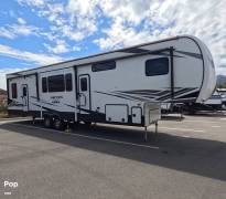 2022 KZ Venom 3313TK, $ 77,800