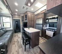 2022 KZ Venom 3313TK, $ 77,800