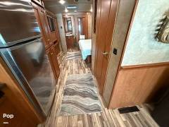 2017 Winnebago Sightseer 36Z, $ 105,000